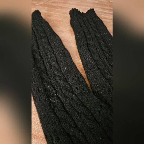 Black Cable Knit Leg Warmers - Picture 2 of 4